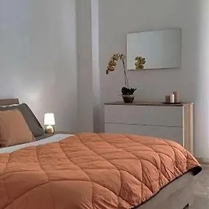 https://appartamento-delizioso-con-terrazzo-in-centro-delicious.hotelitalianriviera.com