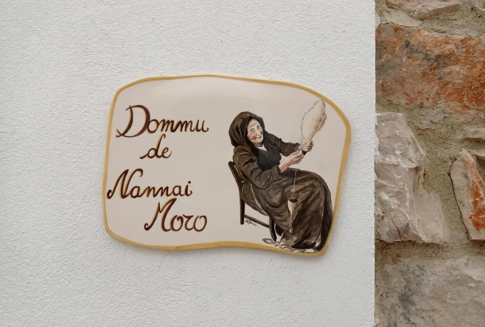 Apartment Dommu De Nannai Moro: Camera Con Bagno E Balcone Baunei